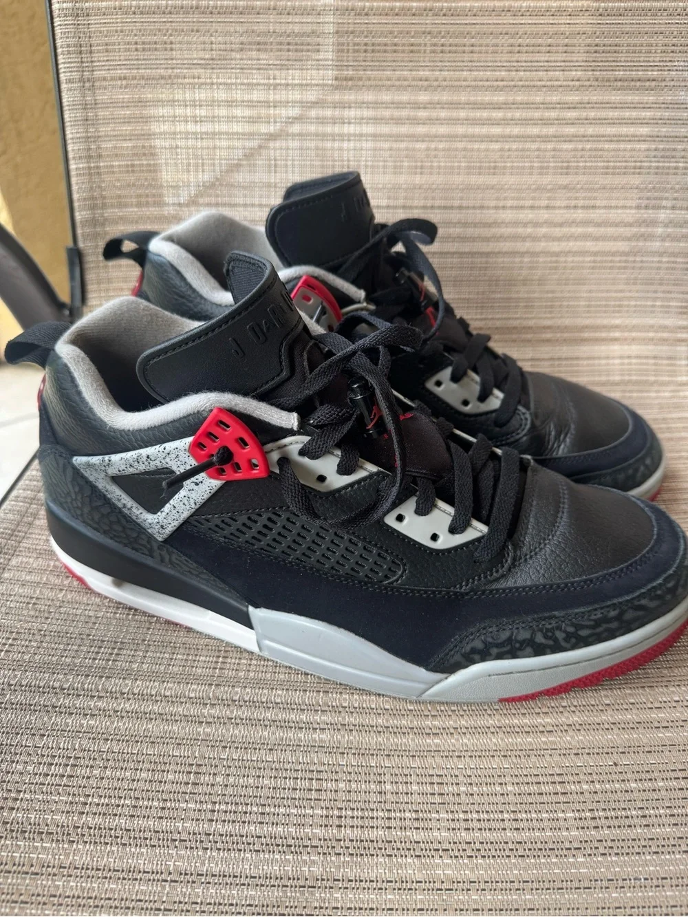 Air Jordan spizike Black cement
